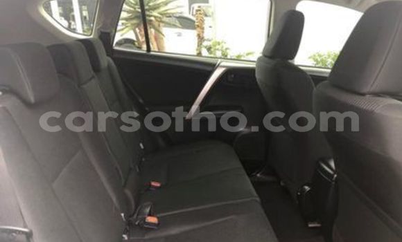 Acheter Occasion Voiture Toyota RAV4 Blanc à Mafeteng, Mafeteng Acheter Occasion Voiture Toyota RAV4 Blanc à Mafeteng, Mafeteng