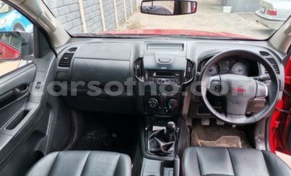 Acheter Occasion Voiture Isuzu D–MAX Rouge à Maputsoa, Leribe Acheter Occasion Voiture Isuzu D–MAX Rouge à Maputsoa, Leribe