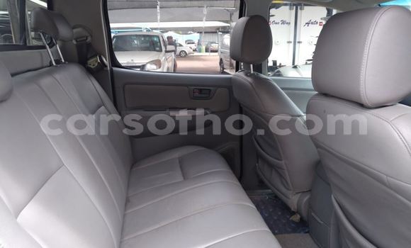 Sayi Na hannu Toyota Hilux White Mota in Maseru a Maseru Sayi Na hannu Toyota Hilux White Mota in Maseru a Maseru