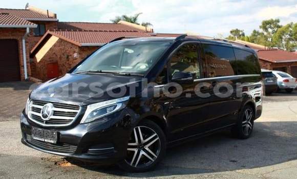 اشتري مستعمل Mercedes-Benz V-klasse Black سيارة في Butha Buthe في Butha-Buthe اشتري مستعمل Mercedes-Benz V-klasse Black سيارة في Butha Buthe في Butha-Buthe