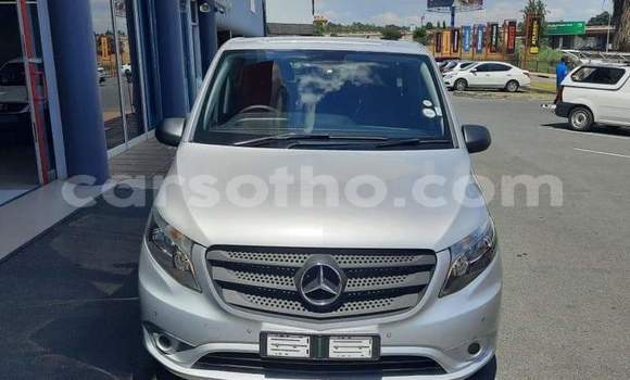 Acheter Occasion Voiture Mercedes-Benz Vito Gris à Roma, Maseru Acheter Occasion Voiture Mercedes-Benz Vito Gris à Roma, Maseru
