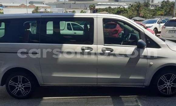 Acheter Occasion Voiture Mercedes-Benz Vito Gris à Roma, Maseru Acheter Occasion Voiture Mercedes-Benz Vito Gris à Roma, Maseru