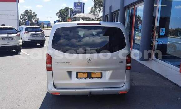 Acheter Occasion Voiture Mercedes-Benz Vito Gris à Roma, Maseru Acheter Occasion Voiture Mercedes-Benz Vito Gris à Roma, Maseru