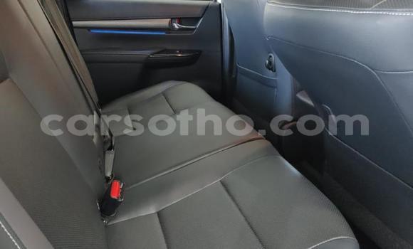 Buy Used Toyota Hilux Silver Car in Butha–Buthe in Thaba-Tseka Buy Used Toyota Hilux Silver Car in Butha–Buthe in Thaba-Tseka