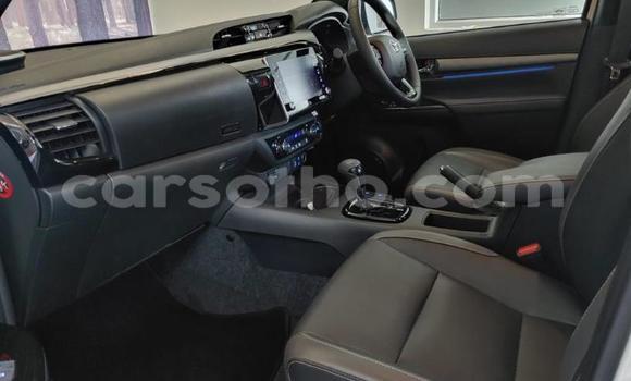 Buy Used Toyota Hilux Silver Car in Butha–Buthe in Thaba-Tseka Buy Used Toyota Hilux Silver Car in Butha–Buthe in Thaba-Tseka