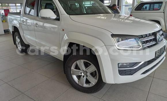Buy Used Volkswagen Amarok White Car in Roma in Maseru Buy Used Volkswagen Amarok White Car in Roma in Maseru