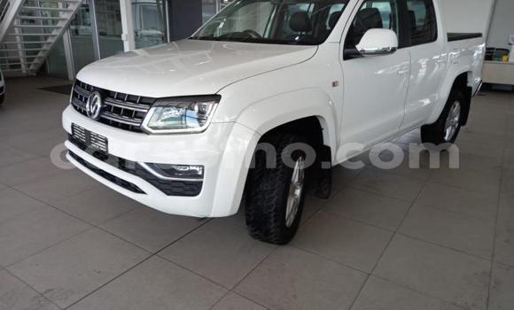 Buy Used Volkswagen Amarok White Car in Roma in Maseru Buy Used Volkswagen Amarok White Car in Roma in Maseru