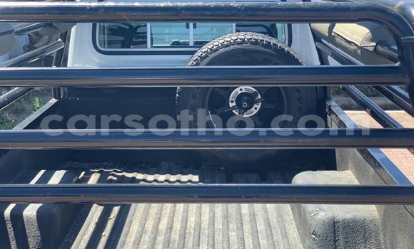 Buy Used Toyota Land Cruiser White Car in Maseru in Maseru Buy Used Toyota Land Cruiser White Car in Maseru in Maseru