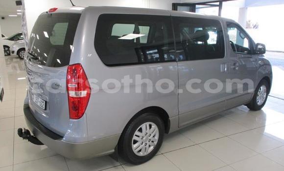 Buy Used Hyundai H1 Silver Car in Maputsoe in Leribe Buy Used Hyundai H1 Silver Car in Maputsoe in Leribe