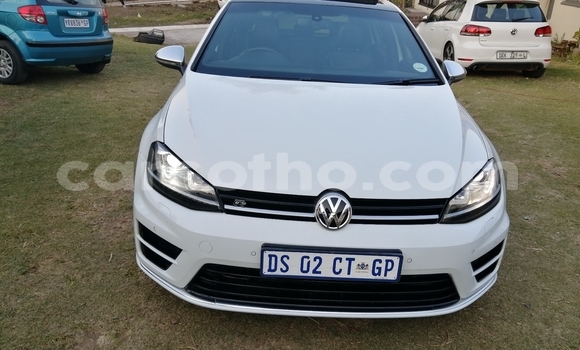 Buy Used Volkswagen Golf White Car in Maseru in Maseru Buy Used Volkswagen Golf White Car in Maseru in Maseru