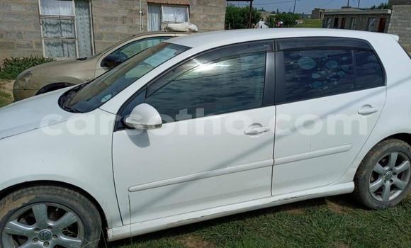 Buy Used Volkswagen Golf White Car in Butha Buthe in Butha-Buthe Buy Used Volkswagen Golf White Car in Butha Buthe in Butha-Buthe