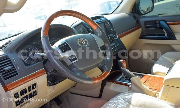 Acheter Import Voiture Toyota Land Cruiser Autre à Import - Dubai, Maseru Acheter Import Voiture Toyota Land Cruiser Autre à Import - Dubai, Maseru