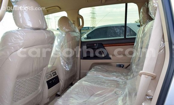 Acheter Import Voiture Toyota Land Cruiser Autre à Import - Dubai, Maseru Acheter Import Voiture Toyota Land Cruiser Autre à Import - Dubai, Maseru