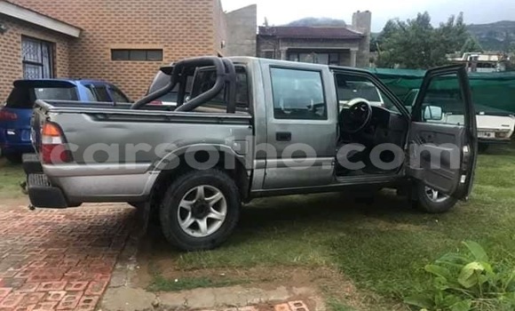 Buy Used Isuzu KB Green Car in Butha Buthe in Butha-Buthe Buy Used Isuzu KB Green Car in Butha Buthe in Butha-Buthe