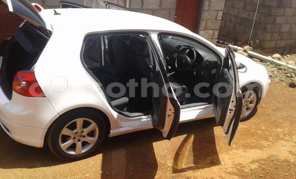 Buy Used Volkswagen Golf White Car in Butha Buthe in Butha-Buthe Buy Used Volkswagen Golf White Car in Butha Buthe in Butha-Buthe