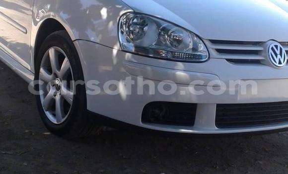 Buy Used Volkswagen Golf White Car in Butha Buthe in Butha-Buthe Buy Used Volkswagen Golf White Car in Butha Buthe in Butha-Buthe
