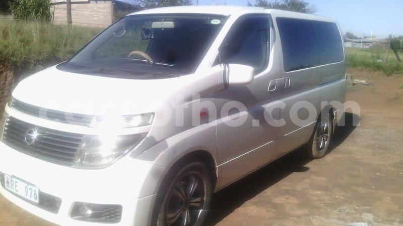 Big with watermark nissan elgrand butha buthe butha buthe 21135