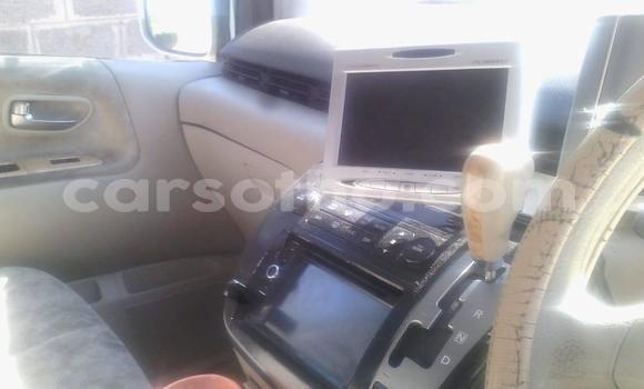 Buy Used Nissan Elgrand White Car in Butha Buthe in Butha-Buthe Buy Used Nissan Elgrand White Car in Butha Buthe in Butha-Buthe