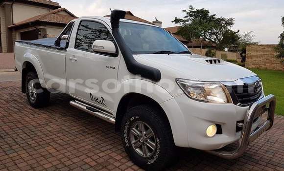 اشتري مستعمل Toyota Hilux White سيارة في Maputsoe في Leribe اشتري مستعمل Toyota Hilux White سيارة في Maputsoe في Leribe