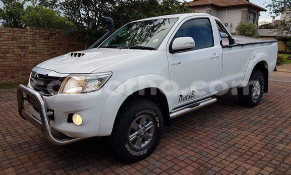 اشتري مستعمل Toyota Hilux White سيارة في Maputsoe في Leribe اشتري مستعمل Toyota Hilux White سيارة في Maputsoe في Leribe
