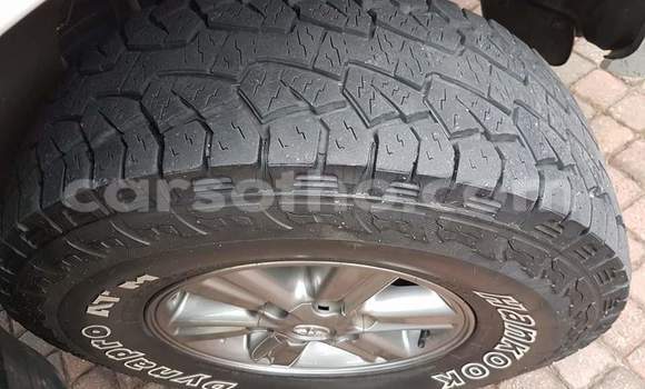 اشتري مستعمل Toyota Hilux White سيارة في Maputsoe في Leribe اشتري مستعمل Toyota Hilux White سيارة في Maputsoe في Leribe