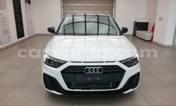 Acheter Occasion Voiture Audi A4 Blanc à Maputsoe, Leribe Acheter Occasion Voiture Audi A4 Blanc à Maputsoe, Leribe