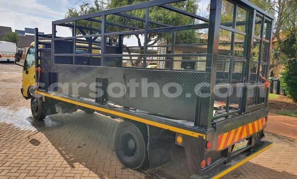 Acheter Occasion Utilitaire Toyota Dyna Marron à Maputsoa, Leribe Acheter Occasion Utilitaire Toyota Dyna Marron à Maputsoa, Leribe