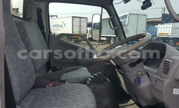 Acheter Occasion Utilitaire Toyota Dyna Blanc à Maputsoa, Leribe Acheter Occasion Utilitaire Toyota Dyna Blanc à Maputsoa, Leribe