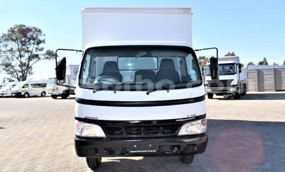 Acheter Occasion Utilitaire Toyota Dyna Blanc à Maputsoe, Leribe Acheter Occasion Utilitaire Toyota Dyna Blanc à Maputsoe, Leribe