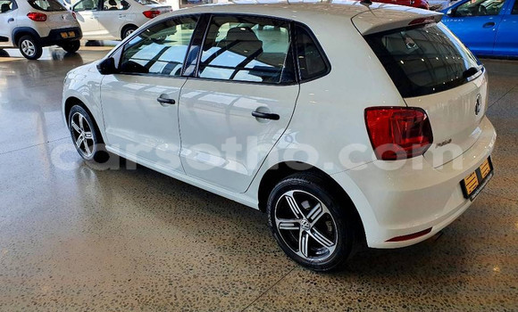 اشتري مستعمل Volkswagen Golf White سيارة في Hlotse في Leribe اشتري مستعمل Volkswagen Golf White سيارة في Hlotse في Leribe