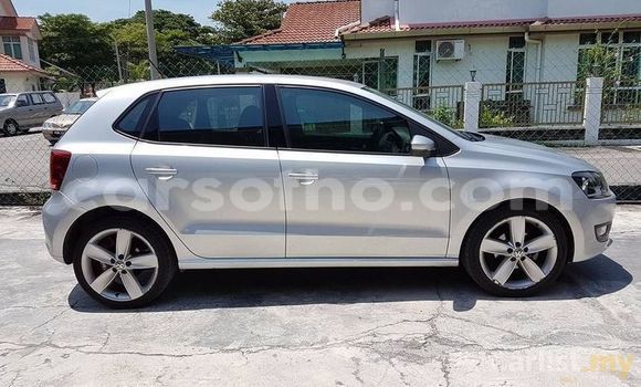 اشتري مستعمل Volkswagen Golf Silver سيارة في Butha–Buthe في Thaba-Tseka اشتري مستعمل Volkswagen Golf Silver سيارة في Butha–Buthe في Thaba-Tseka