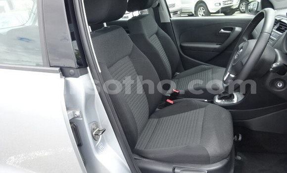 اشتري مستعمل Volkswagen Golf GTI Silver سيارة في Butha Buthe في Butha-Buthe اشتري مستعمل Volkswagen Golf GTI Silver سيارة في Butha Buthe في Butha-Buthe