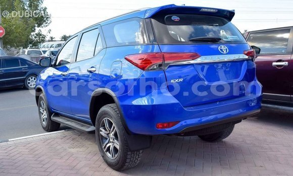 Sayi Imported Toyota Fortuner Blue Mota in Import - Dubai a Maseru Sayi Imported Toyota Fortuner Blue Mota in Import - Dubai a Maseru