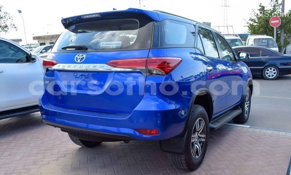 Sayi Imported Toyota Fortuner Blue Mota in Import - Dubai a Maseru Sayi Imported Toyota Fortuner Blue Mota in Import - Dubai a Maseru