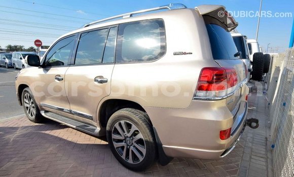 Acheter Import Voiture Toyota Land Cruiser Autre à Import - Dubai, Maseru Acheter Import Voiture Toyota Land Cruiser Autre à Import - Dubai, Maseru