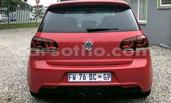 اشتري مستعمل Volkswagen Golf R Red سيارة في Maseru في Maseru اشتري مستعمل Volkswagen Golf R Red سيارة في Maseru في Maseru