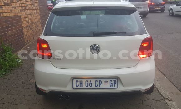 اشتري مستعمل Volkswagen Golf GTI White سيارة في Butha Buthe في Butha-Buthe اشتري مستعمل Volkswagen Golf GTI White سيارة في Butha Buthe في Butha-Buthe