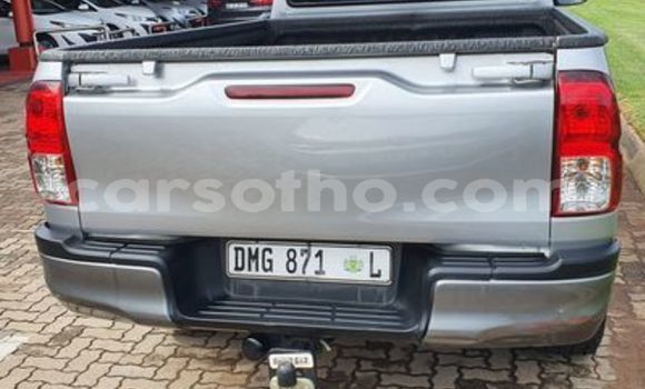 Buy Used Toyota Hilux Silver Car in Hlotse in Leribe Buy Used Toyota Hilux Silver Car in Hlotse in Leribe