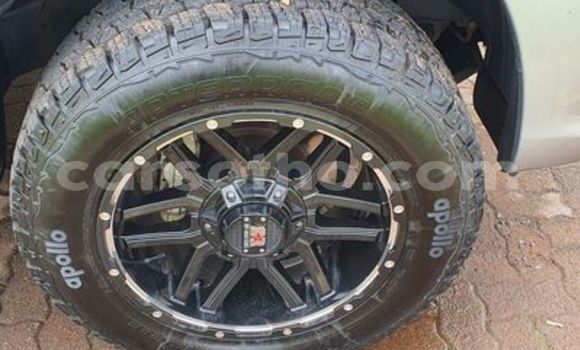 Buy Used Toyota Hilux Silver Car in Hlotse in Leribe Buy Used Toyota Hilux Silver Car in Hlotse in Leribe