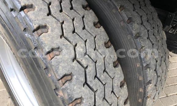 اشتري مستعمل Nissan UD White شاحنة في Hlotse في Leribe اشتري مستعمل Nissan UD White شاحنة في Hlotse في Leribe