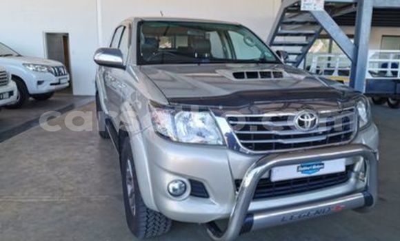 Buy Used Toyota Hilux White Car in Mafeteng in Mafeteng Buy Used Toyota Hilux White Car in Mafeteng in Mafeteng