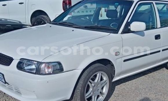 Sayi Na hannu Toyota Tacoma White Mota in Maputsoa a Leribe Sayi Na hannu Toyota Tacoma White Mota in Maputsoa a Leribe