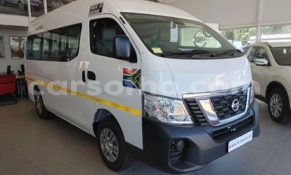 Sayi Na hannu Nissan NV350 Caravan White Mota in Butha Buthe a Butha-Buthe Sayi Na hannu Nissan NV350 Caravan White Mota in Butha Buthe a Butha-Buthe