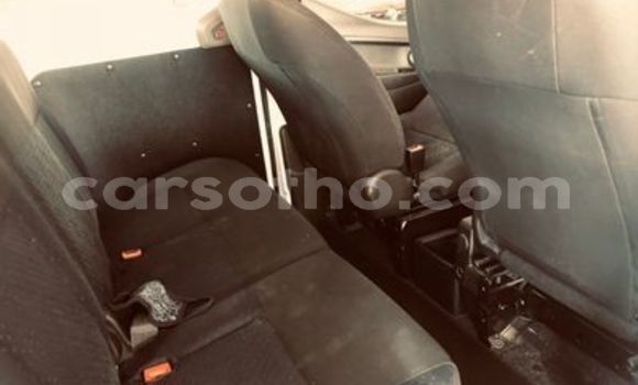 Acheter Occasion Voiture Nissan NV200 Blanc à Maseru, Maseru Acheter Occasion Voiture Nissan NV200 Blanc à Maseru, Maseru