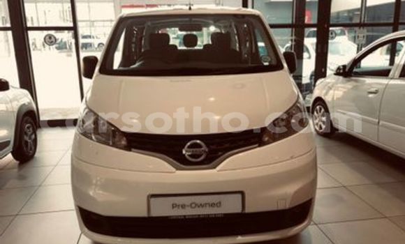 Acheter Occasion Voiture Nissan NV200 Blanc à Maseru, Maseru Acheter Occasion Voiture Nissan NV200 Blanc à Maseru, Maseru