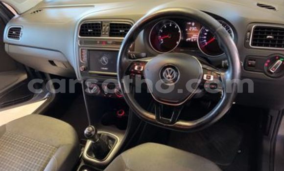 Sayi Na hannu Volkswagen Polo Silver Mota in Maseru a Maseru Sayi Na hannu Volkswagen Polo Silver Mota in Maseru a Maseru