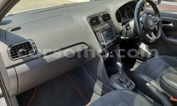 Sayi Na hannu Volkswagen Polo White Mota in Maputsoa a Leribe Sayi Na hannu Volkswagen Polo White Mota in Maputsoa a Leribe