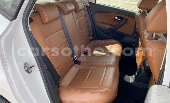 اشتري مستعمل Volkswagen Golf White سيارة في Butha–Buthe في Thaba-Tseka اشتري مستعمل Volkswagen Golf White سيارة في Butha–Buthe في Thaba-Tseka