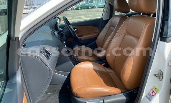 اشتري مستعمل Volkswagen Golf White سيارة في Butha–Buthe في Thaba-Tseka اشتري مستعمل Volkswagen Golf White سيارة في Butha–Buthe في Thaba-Tseka