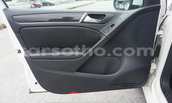 اشتري مستعمل Volkswagen Golf Silver سيارة في Butha–Buthe في Thaba-Tseka اشتري مستعمل Volkswagen Golf Silver سيارة في Butha–Buthe في Thaba-Tseka